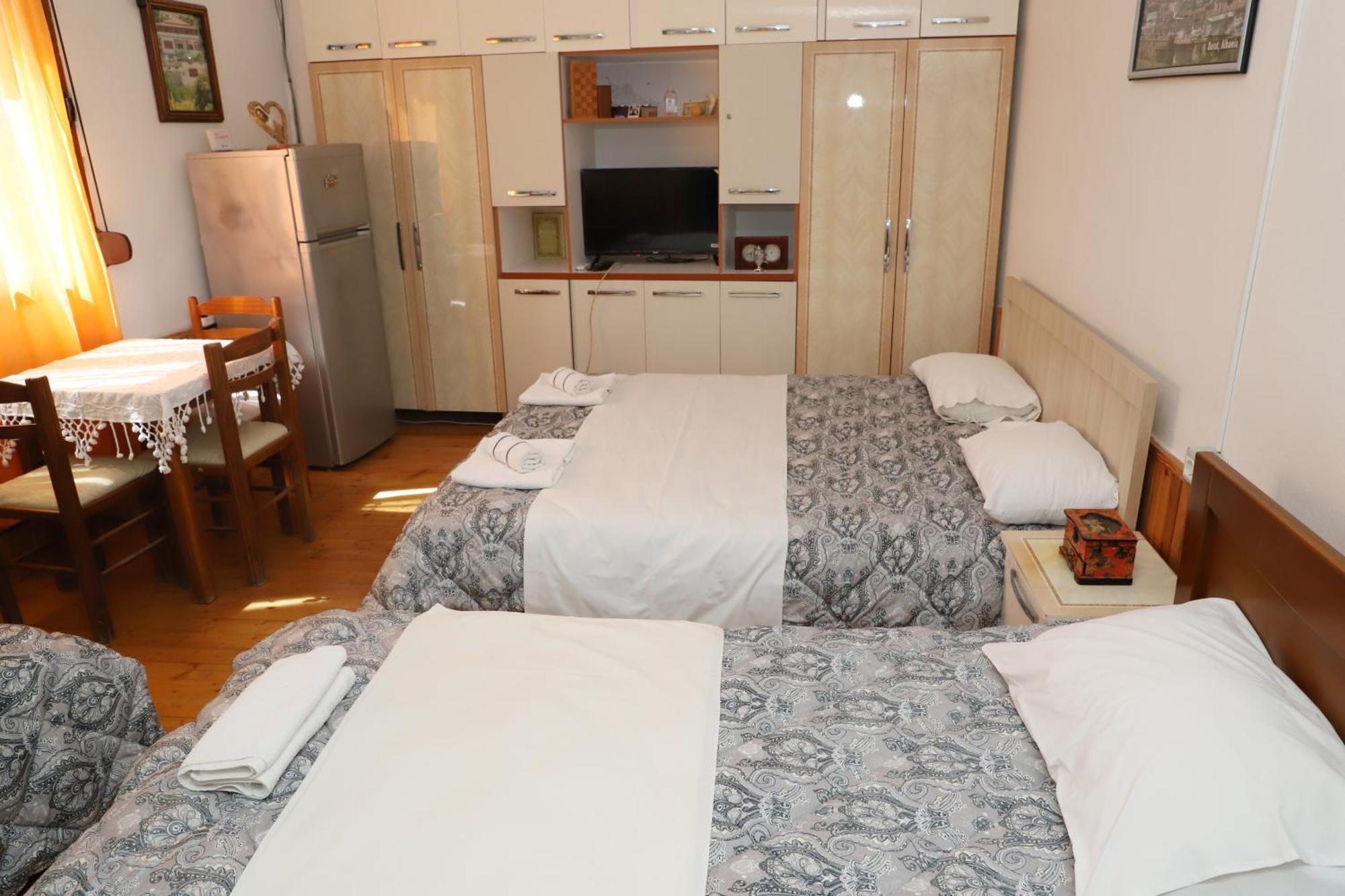Elvi Aerd Apartment Берат Экстерьер фото