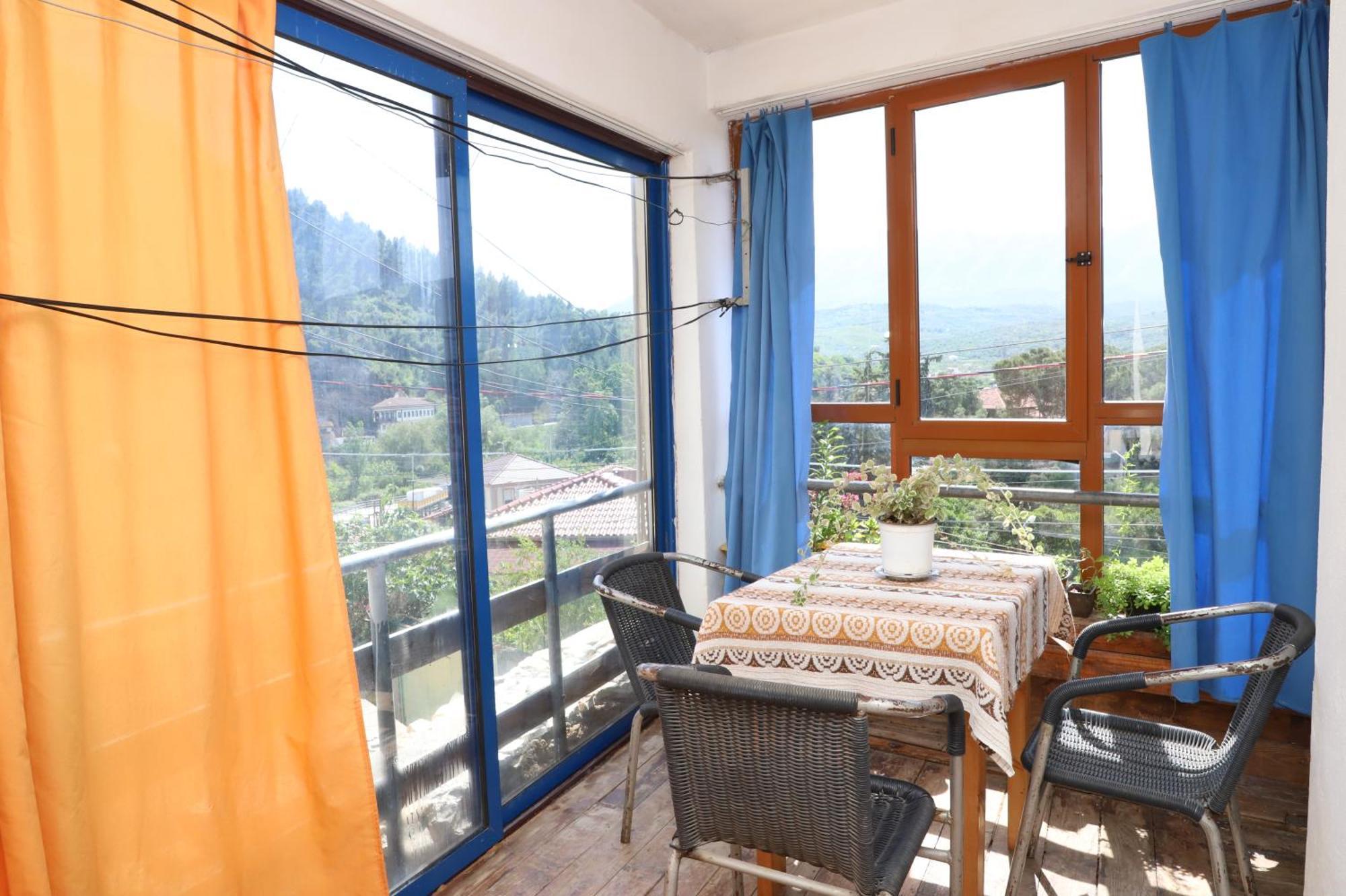 Elvi Aerd Apartment Берат Экстерьер фото