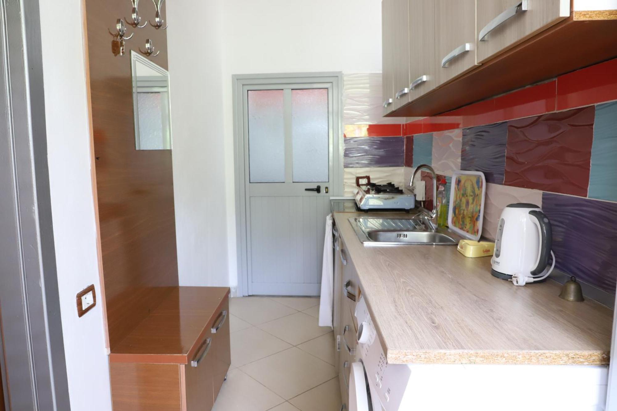 Elvi Aerd Apartment Берат Экстерьер фото